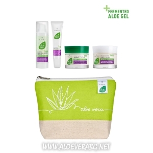 Комплект за Грижа за Лицето за Сияйна и Красива кожа Aloe Vera