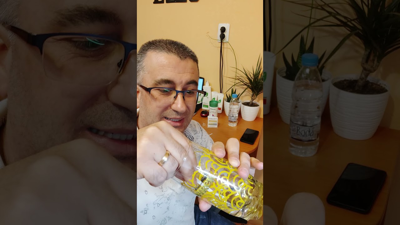 Виж как тествам киселинността на обикновена трапезна вода с pH лентички!
