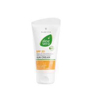 Слънцезащитен Крем Против Бръчки с фактор 20 Aloe Via LR